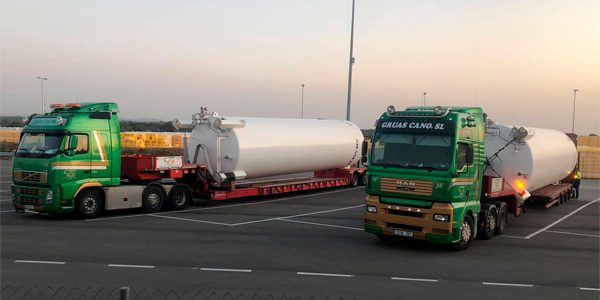 flota de camiones y camiones grúa en Reus Tarragona
