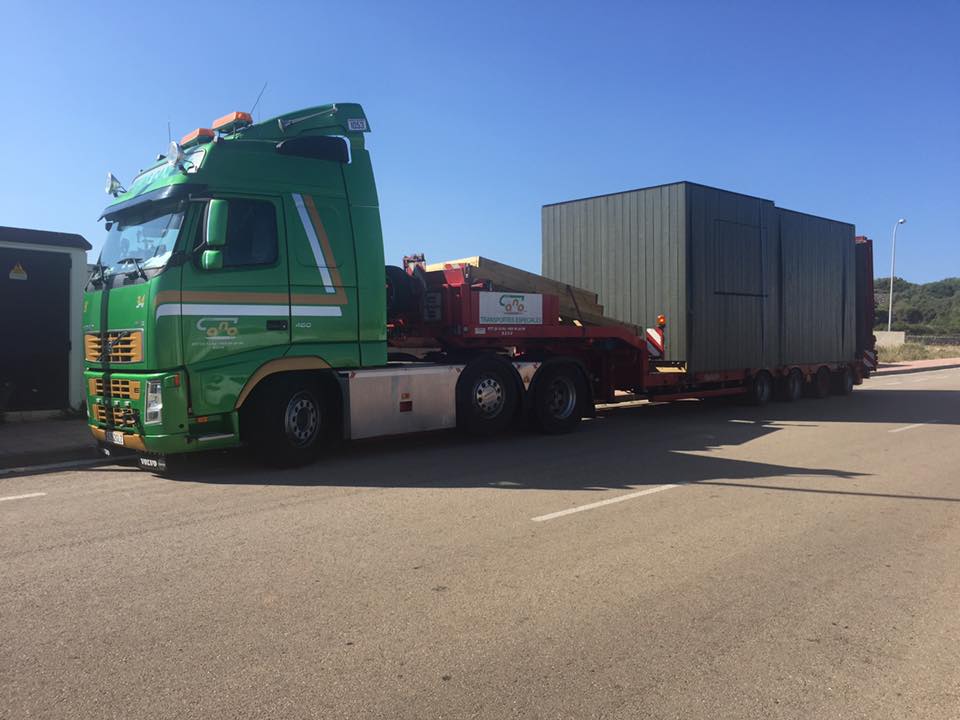 transporte de avioneta en contenedor cerrado (2) transporte de avioneta en contenedor cerrado (2)